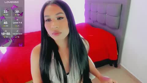hanna_hottxx online show from 11/28/25, 01:52