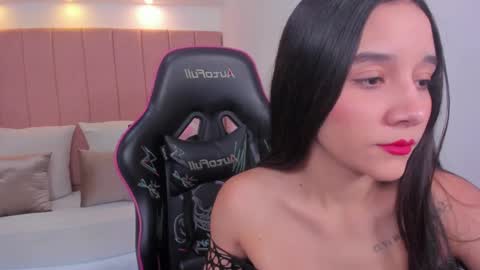 Hanna Jhonnes online show from 09/18/25, 12:07