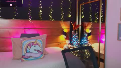 Hanna online show from 11/29/25, 08:23