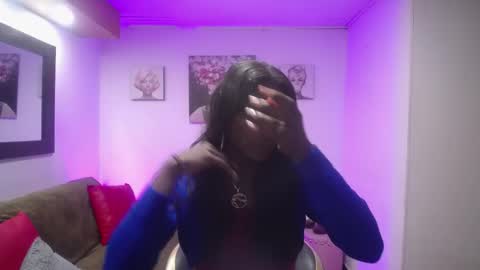 hanna_lamber online show from 09/20/25, 10:38