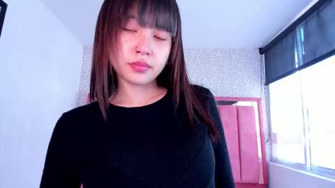  H A N N A  online show from 11/03/25, 07:48