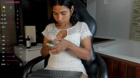 Hanna lens online show from 12/10/24, 03:12