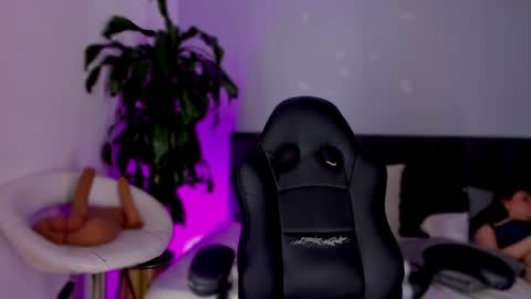 Hanna online show from 12/14/24, 08:23