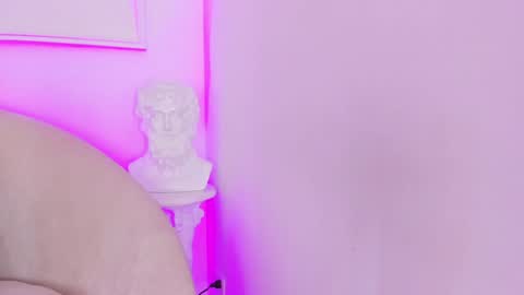 Hanna online show from 01/23/25, 02:02