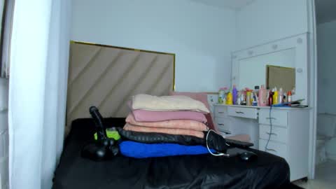 Hanna online show from 09/20/25, 02:34