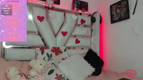 hanna_plum online show from 09/25/25, 01:20