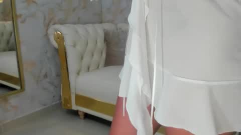 EVA online show from 10/01/25, 10:10