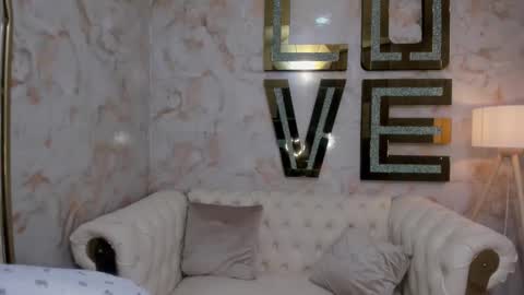 EVA online show from 10/22/25, 10:15