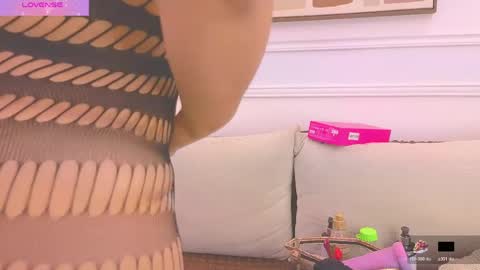 HANNA SOFIA online show from 05/10/26, 10:53