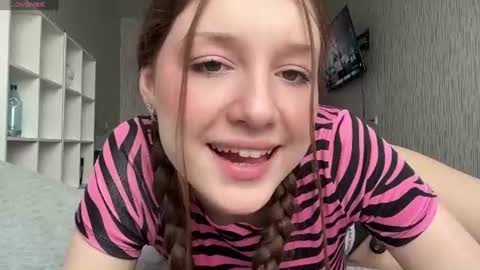 Snapshot of hanna_webber chatting on 06/12/26, 10:36 hanna_webber online show from 06/12/26, 10:36