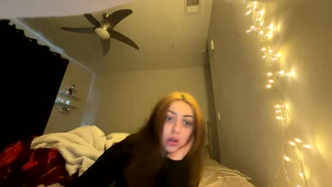 Snapshot of hannababy23 chatting on 10/14/25, 07:47 hannababy23 online show from 10/14/25, 07:47