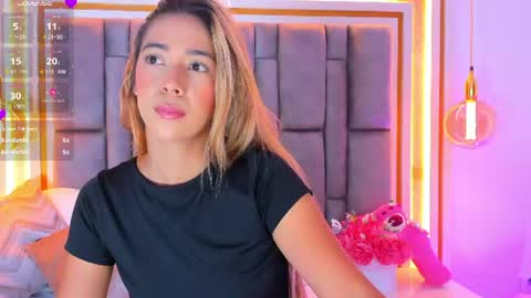 Eliana online show from 07/15/26, 01:11
