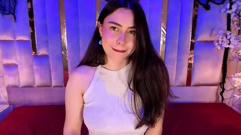 Snapshot of hannacollins_2 chatting on 11/06/25, 01:56 hannacollins_2 online show from 11/06/25, 01:56