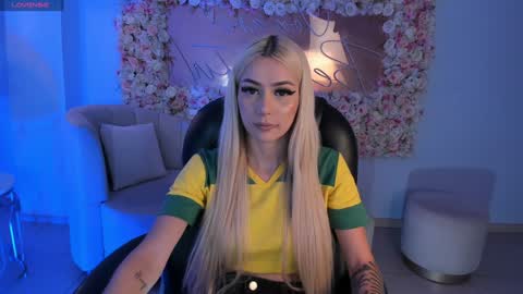  Hanna Connor  online show from 01/14/25, 07:00