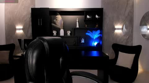 Snapshot of hannaconnor_ chatting on 11/04/25, 08:30 Hanna Connor online show from 11/04/25, 08:30