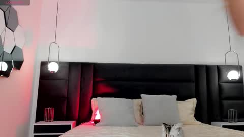 Snapshot of hannaconnor_ chatting on 11/21/25, 08:29 Hanna Connor online show from 11/21/25, 08:29