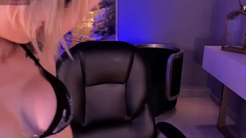  Hanna Connor  online show from 07/03/26, 10:38
