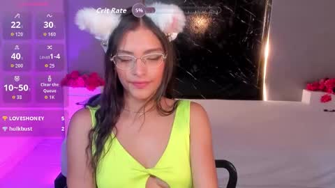 hannacooper3 online show from 09/09/25, 06:07