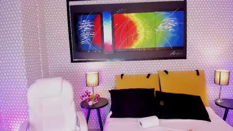 Hanna online show from 09/30/25, 03:44