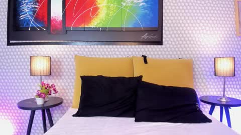 Hanna online show from 11/01/25, 03:52