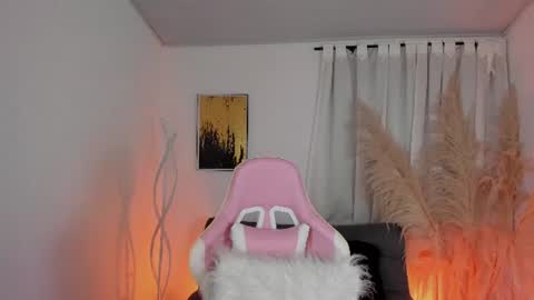 hanna online show from 07/07/26, 07:23