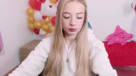 Hannah 027 online show from 09/15/25, 12:27