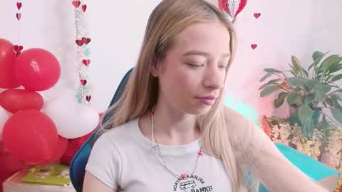 Snapshot of hannah_026 chatting on 09/26/25, 11:58 Hannah 027 online show from 09/26/25, 11:58