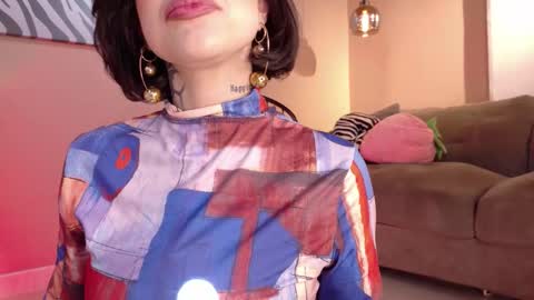 Hannah  online show from 10/28/25, 10:56