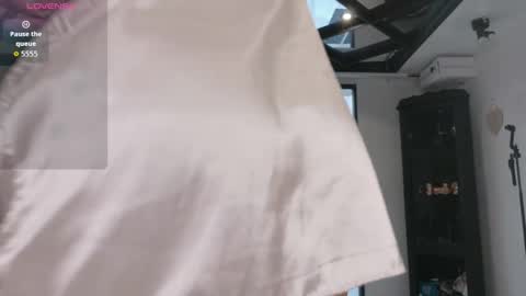 Hannah  online show from 04/30/26, 10:25