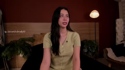 Hannah online show from 11/04/25, 08:52