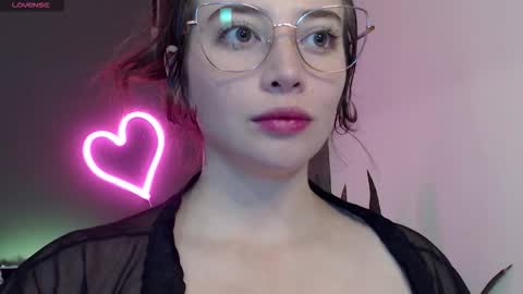 Snapshot of hannah_hexx chatting on 03/11/26, 02:17 HannahHexx online show from 03/11/26, 02:17