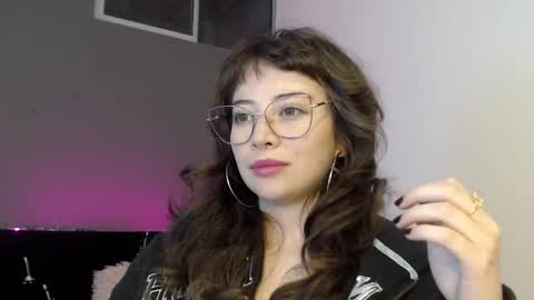 Snapshot of hannah_hexx chatting on 04/15/26, 02:07 HannahHexx online show from 04/15/26, 02:07
