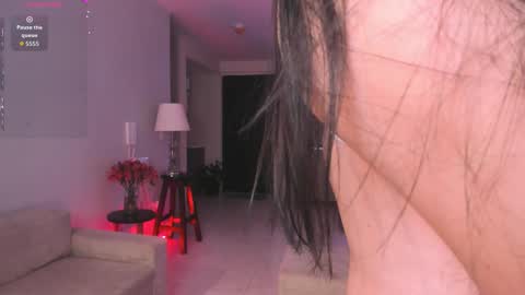 Hannah online show from 11/14/25, 02:10