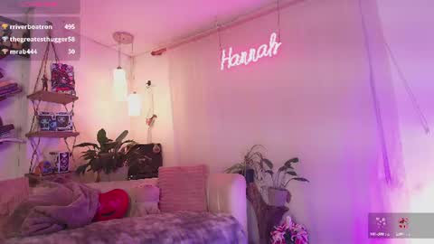 hannah_lovee online show from 07/07/26, 07:23