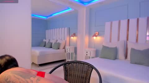 Snapshot of hannah_miltonn chatting on 11/29/25, 01:14 Hannah Milton online show from 11/29/25, 01:14