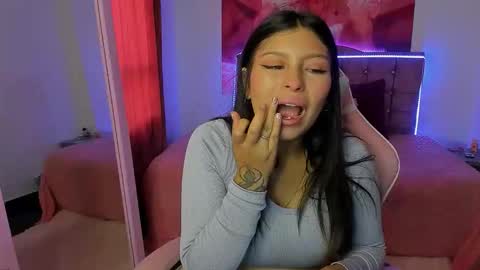 hannah_swet online show from 11/12/25, 12:05