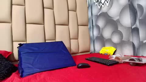 hannah_teehn online show from 09/29/25, 07:30