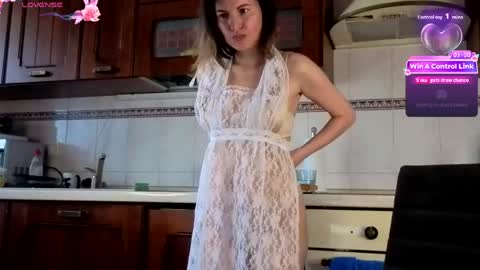 Snapshot of hannahflora chatting on 05/23/26, 07:35 Hannah online show from 05/23/26, 07:35