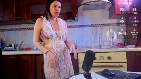 Hannah online show from 07/28/26, 05:47