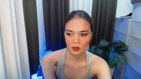 Snapshot of hannahforyou chatting on 06/12/26, 08:57 HANNAH online show from 06/12/26, 08:57