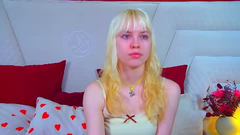 Snapshot of hannahhollis chatting on 07/24/26, 06:33 Hannah online show from 07/24/26, 06:33