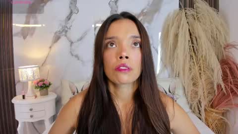 Hannahill69 online show from 06/06/26, 05:12