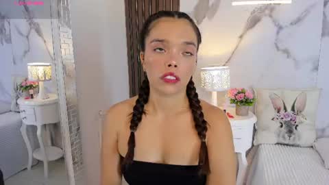 Hannahill69 online show from 06/17/26, 04:59