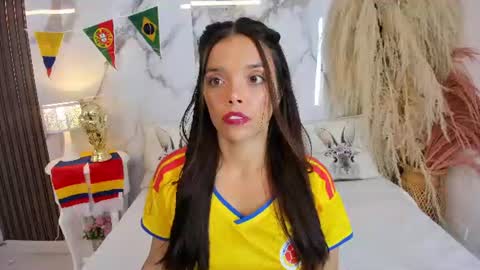 Hannahill69 online show from 06/18/26, 04:57