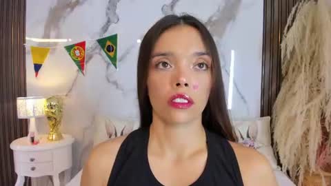 Hannahill69 online show from 06/26/26, 04:50