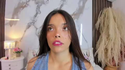 Hannahill69 online show from 07/17/26, 04:52