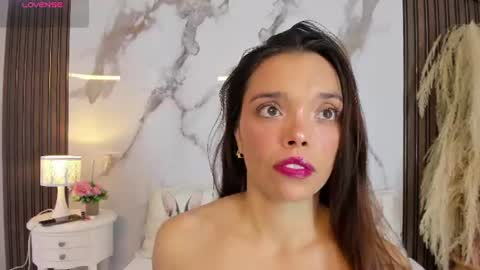 Hannahill69 online show from 07/22/26, 04:37
