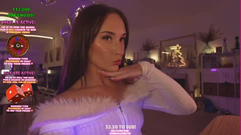 Hannah James online show from 12/08/24, 04:50