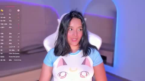 Snapshot of hannahmonttgomery chatting on 01/15/26, 04:55 hannahmonttgomery Help me reach 100 Hands up online show from 01/15/26, 04:55