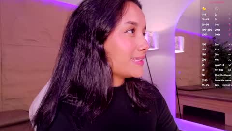 Snapshot of hannahmonttgomery chatting on 05/18/26, 04:24 hannahmonttgomery Help me reach 100 Hands up online show from 05/18/26, 04:24